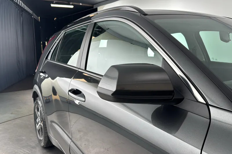 Kia Niro Kia Niro 1.6H Gdi 3 Suv Hybrid Dct Euro Grey #11