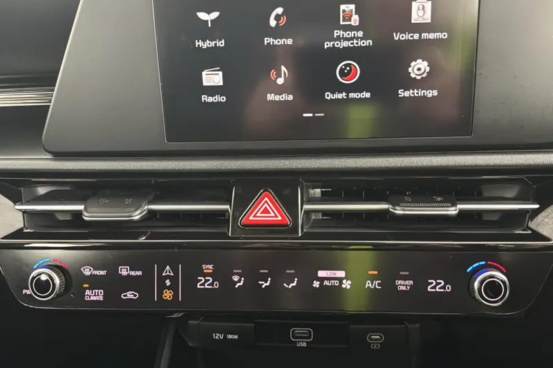 Kia Niro Kia Niro 1.6H Gdi 3 Suv Hybrid Dct Euro Grey #38