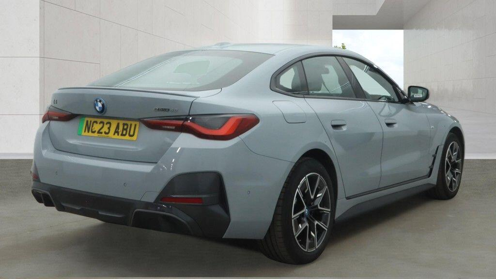 BMW i4 40 83.9Kwh M Sport Orange #9