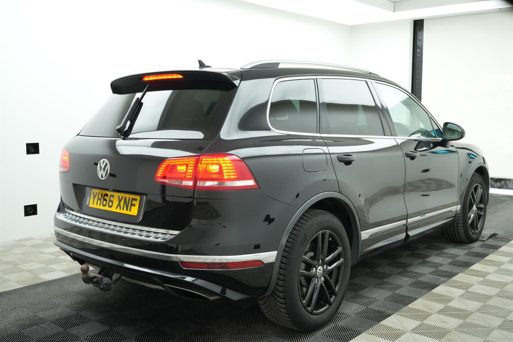 Volkswagen Touareg 3.0 Tdi V6 Bluemotion Tech R-line Plus Tiptronic 4  #4
