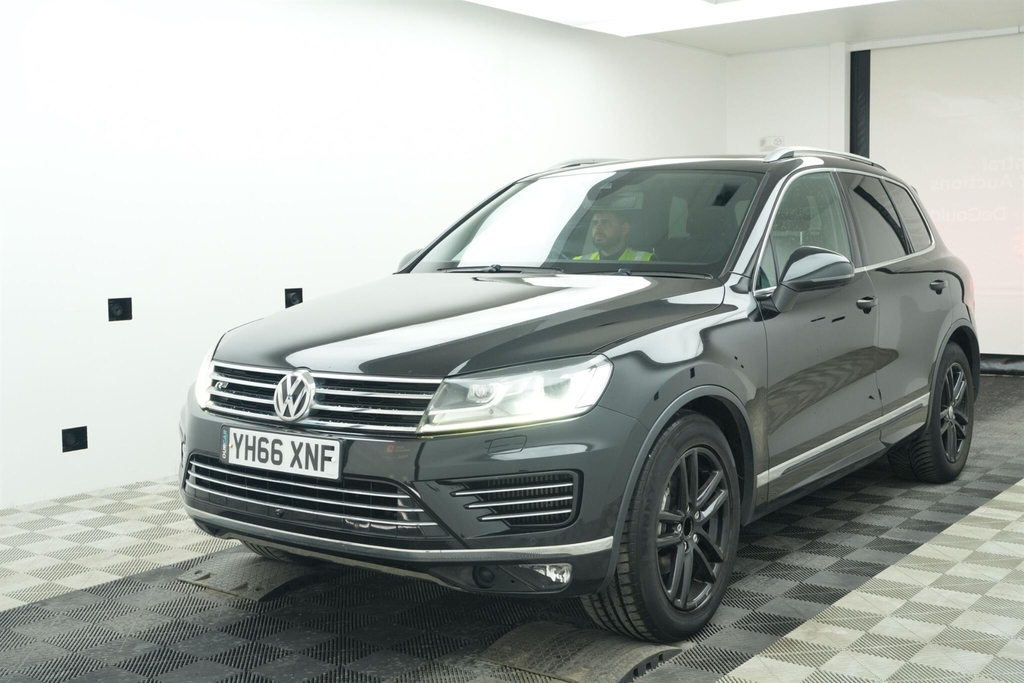 Volkswagen Touareg 3.0 Tdi V6 Bluemotion Tech R-line Plus Tiptronic 4  #2