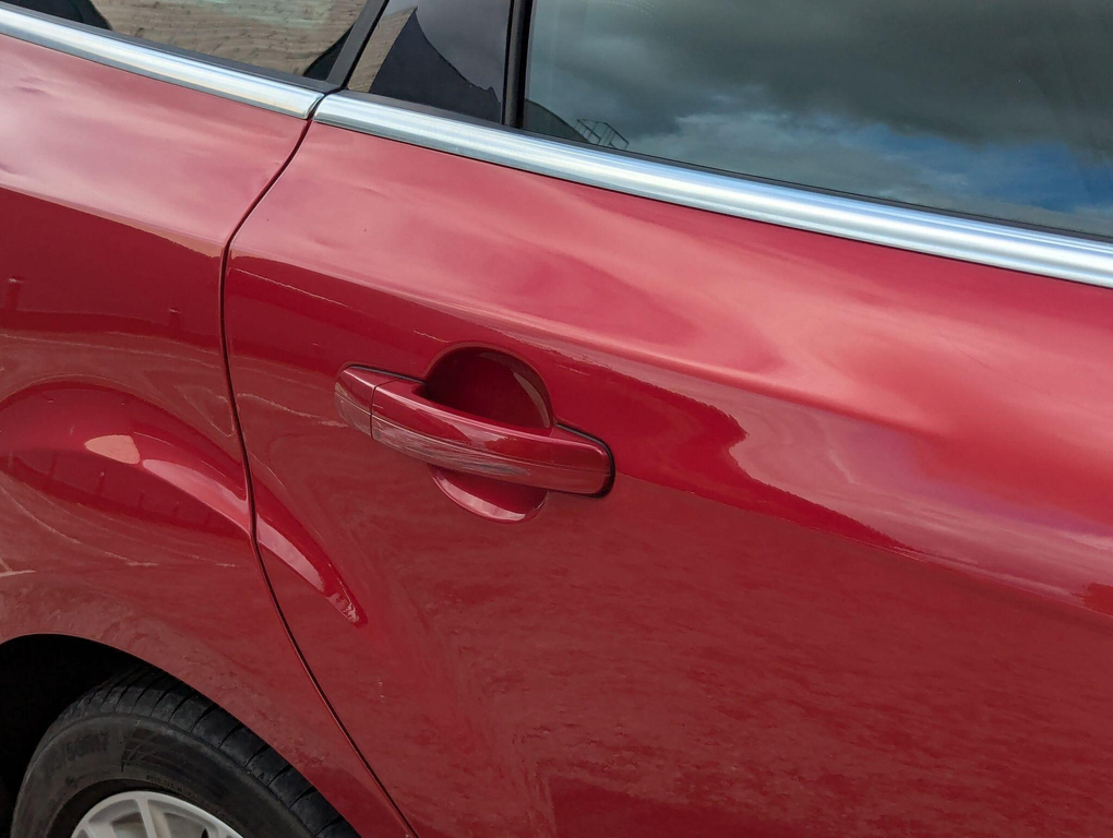 Ford Focus Zetec S 1.0 125 In Race Red With 59K Red #23