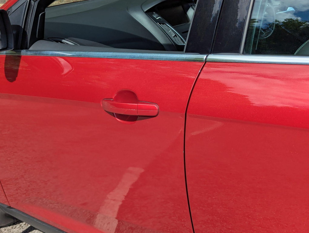 Ford Focus Zetec S 1.0 125 In Race Red With 59K Red #16
