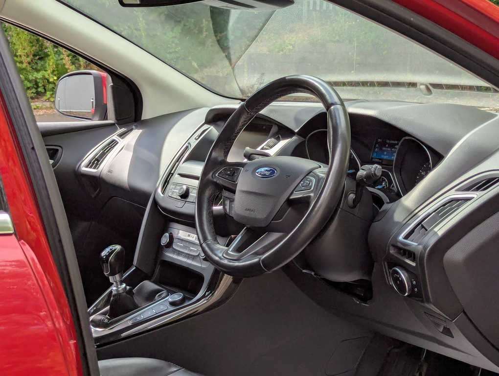 Ford Focus 1.0T Ecoboost Titanium X Euro 6 Ss #2