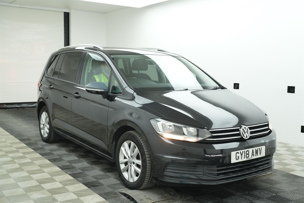 Volkswagen Touran 1.6 Tdi Se Euro 6 Ss Black