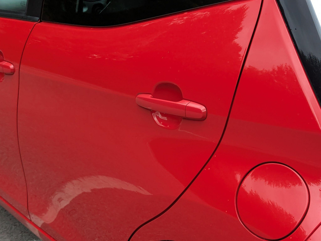 Toyota Aygo 1.0 Vvt-i X-play X-shift 69 Bhp Red #21