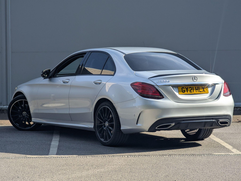 Mercedes-Benz C Class 2.0 D Amg Line Night Edition Premium G-tronic E Silver #2