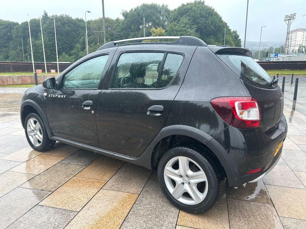 Dacia Sandero Stepway 0.9 Tce Laureate Euro 5 Black #4