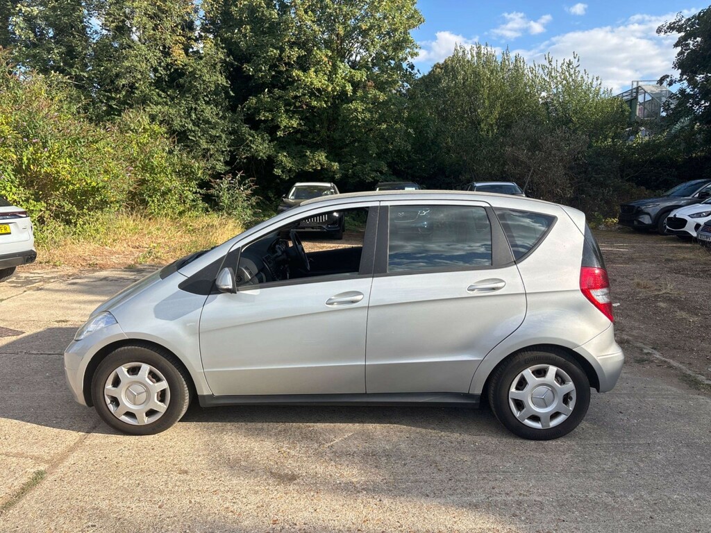 Mercedes-Benz A Class 1.5 A160 Classic Se 2010 Silver #2