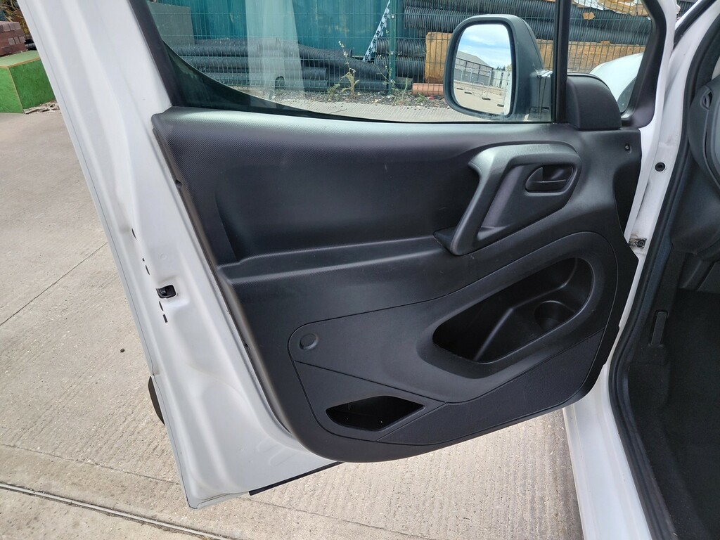 Peugeot Partner Blue Hdi Ss Tepee Outdoor Grey #17