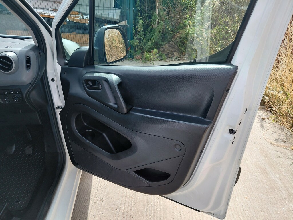 Peugeot Partner Blue Hdi Ss Tepee Outdoor Grey #16