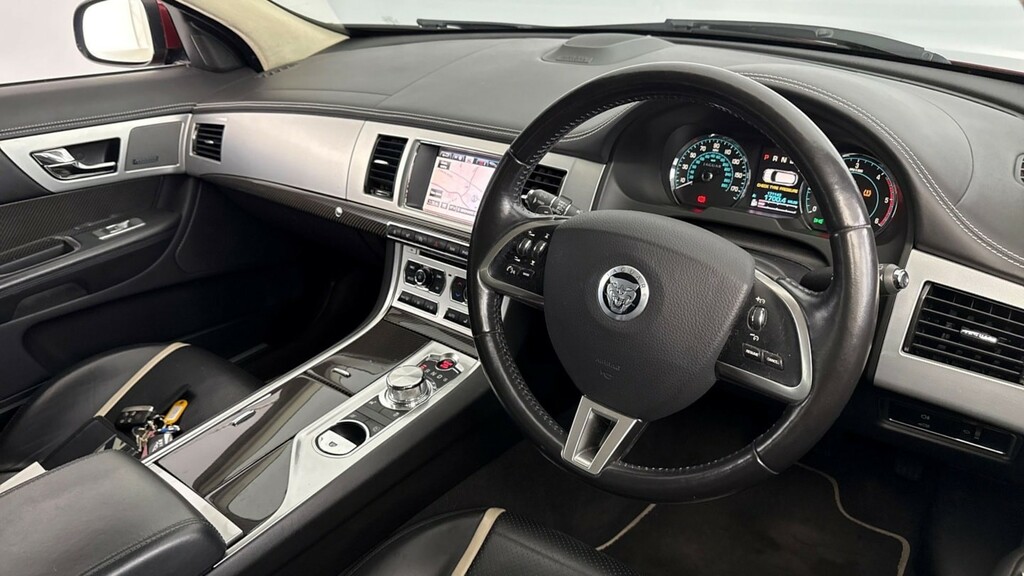 Jaguar XF 3.0D S V6 Portfolio Sportbrake Euro 5 Ss 5 Grey #17