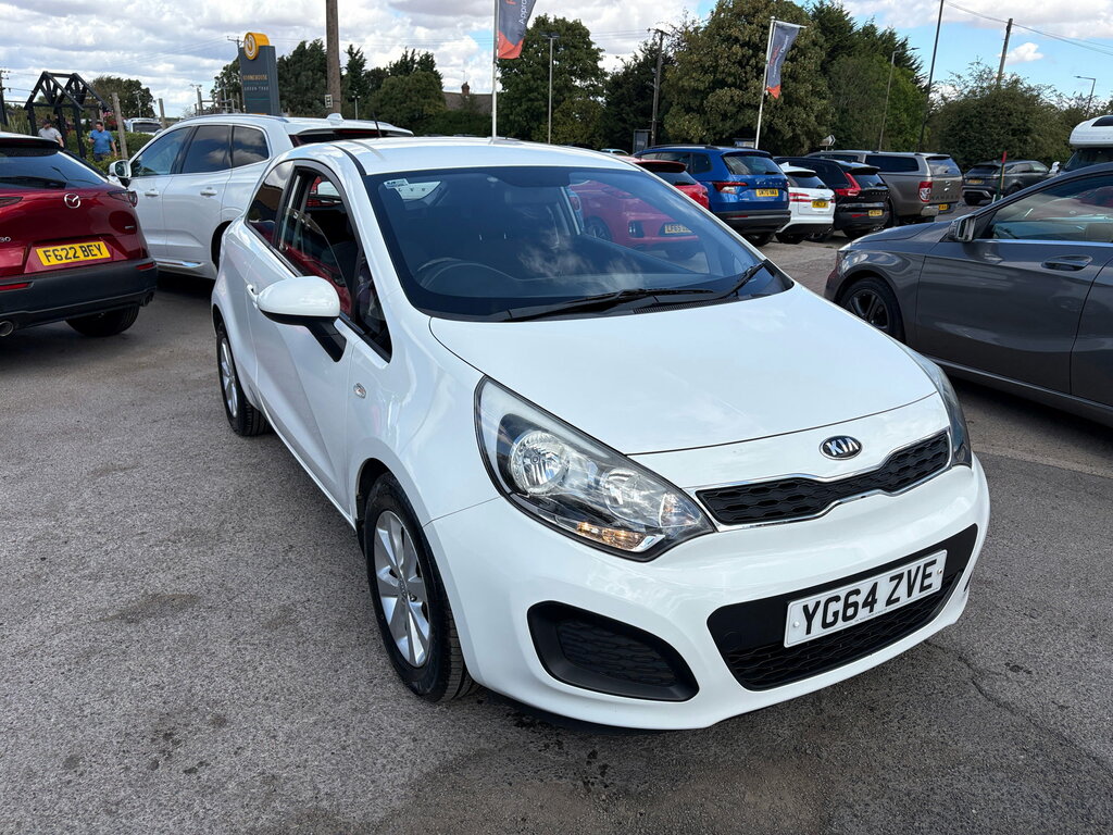 Kia RIO 1.25 Vr7 Hatchback Euro 5 84 Bh White #3