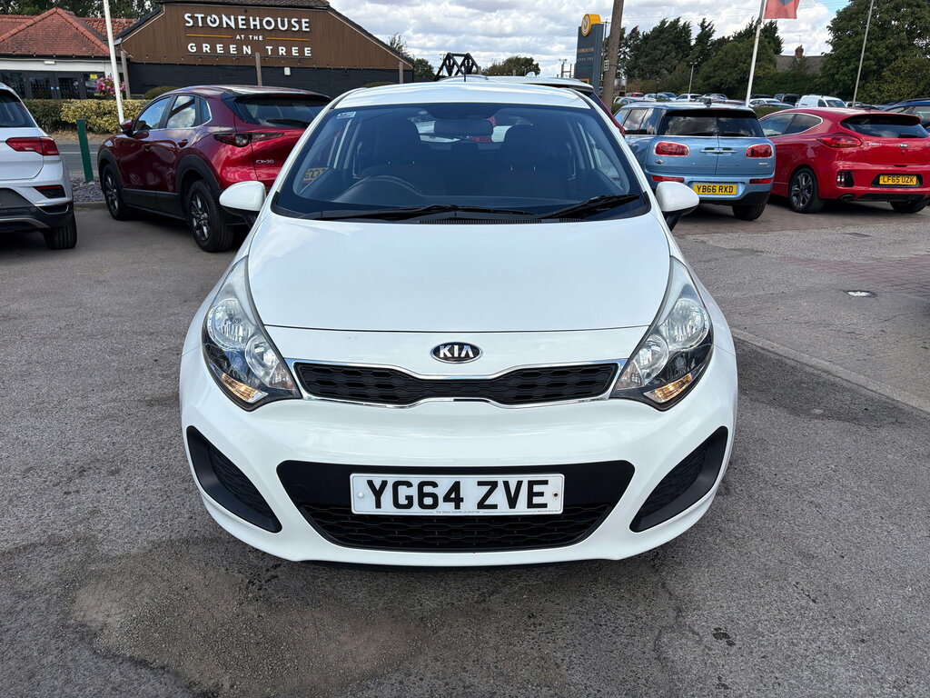 Kia RIO 1.25 Vr7 Hatchback Euro 5 84 Bh White #2