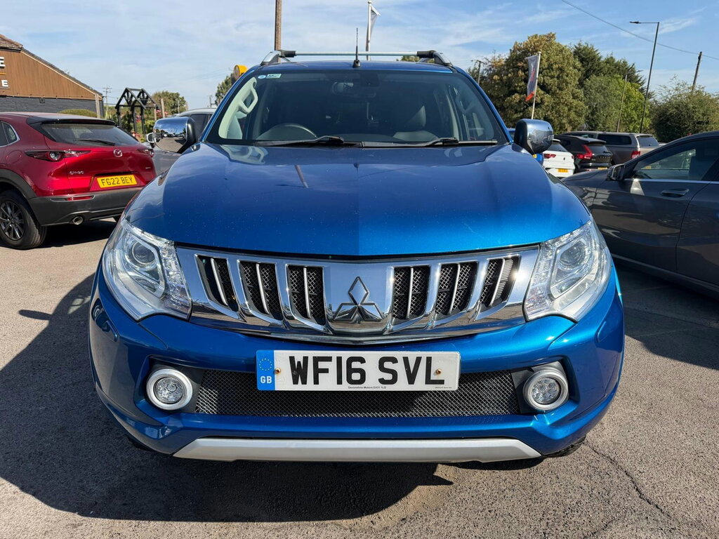 Mitsubishi L200 2.4 Di-d Dc Barbarian Pickup Double Cab Blue #5
