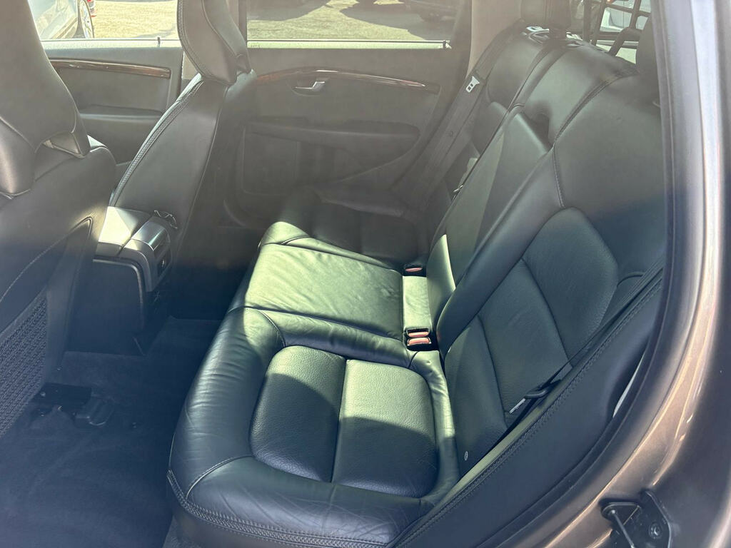 Volvo XC70 Estate 2.4 D5 Se Geartronic Awd Euro 5 20101 Grey #18
