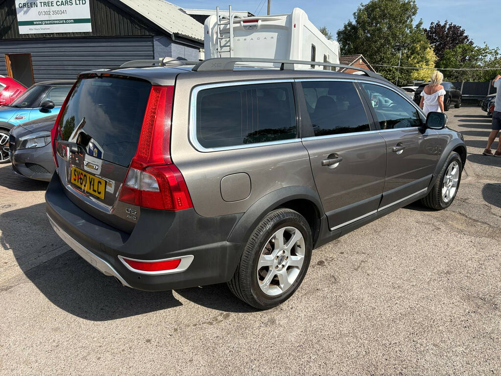 Volvo XC70 2.4 D5 Se Lux Estate Geartronic Awd Eur Grey #3