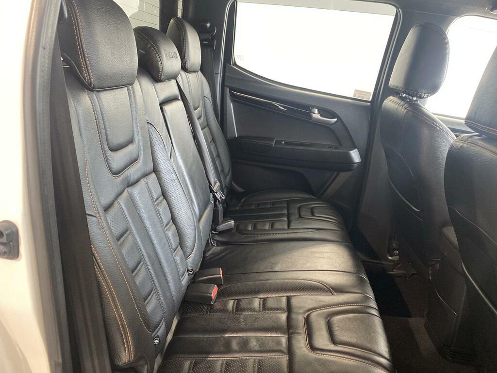Isuzu D-Max 1.9 Blade Double Cab 4X4 White #5