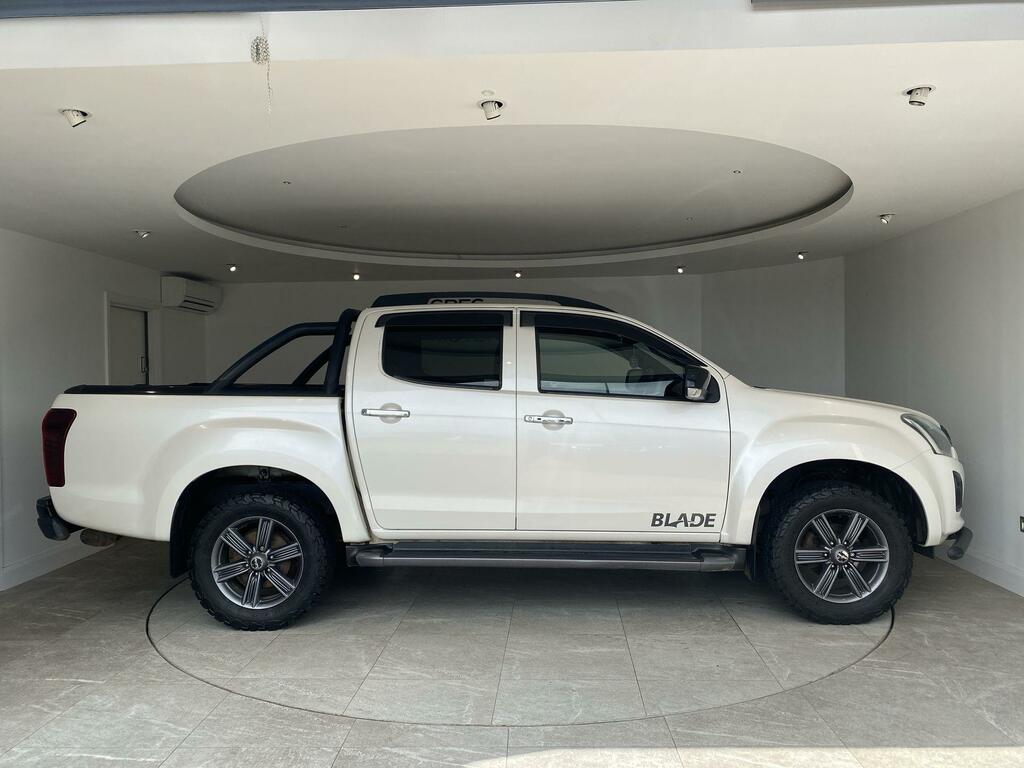 Isuzu D-Max 1.9 Blade Double Cab 4X4 White #6