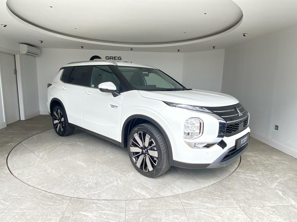 Mitsubishi Outlander 2.4 Phev Nativa White