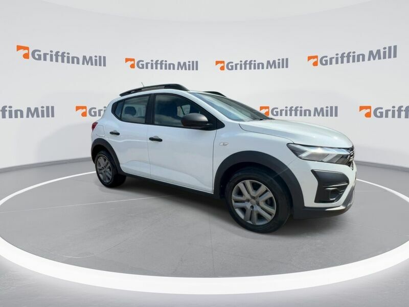 Dacia Sandero 1.0 Tce Essential Hatchback Euro CL23FYV White #2