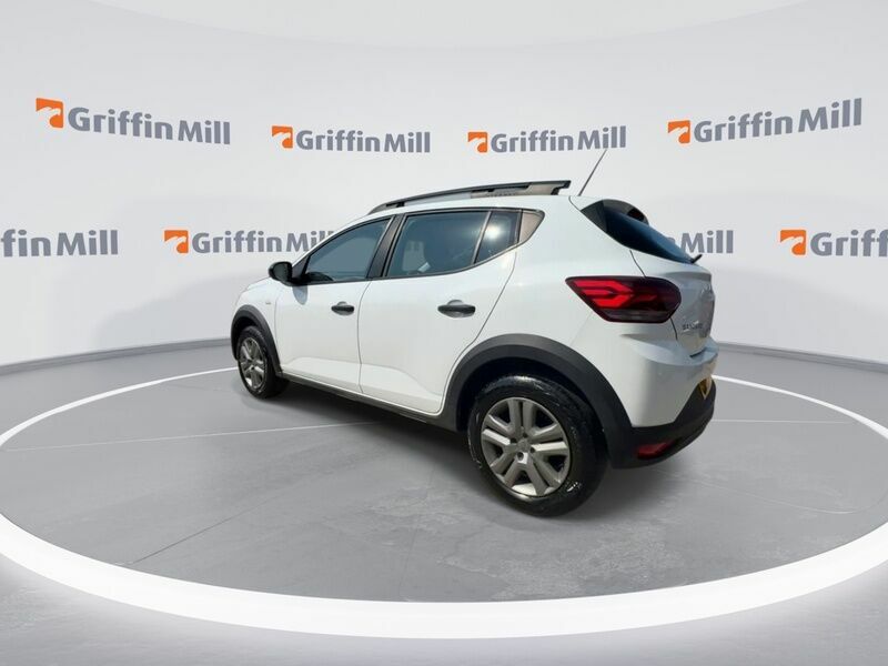 Dacia Sandero 1.0 Tce Essential Hatchback Euro CL23FYV White #6