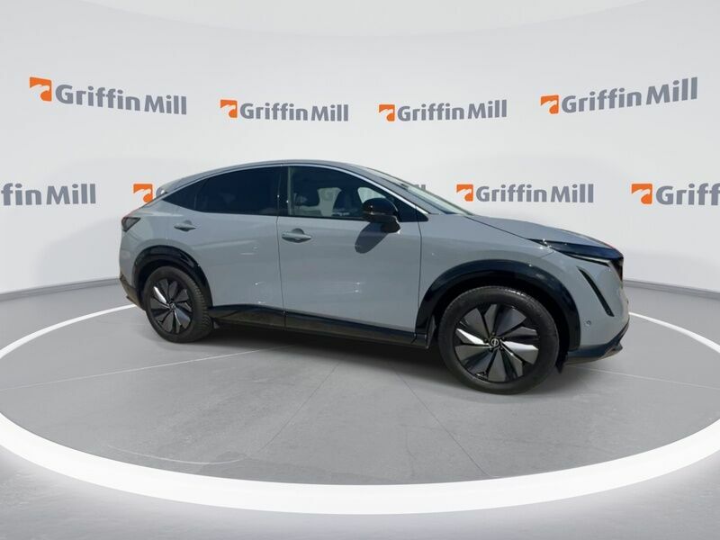 Nissan Ariya 63Kwh Evolve Suv 7.4Kw Charger Grey #2