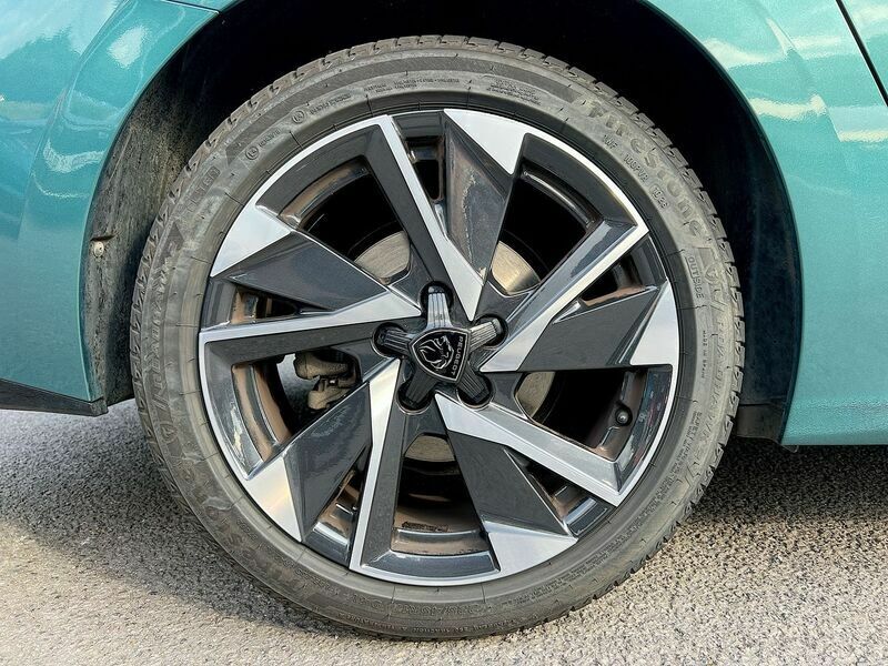 Peugeot 308 1.2 Puretech Active Premium Eat8 White #17