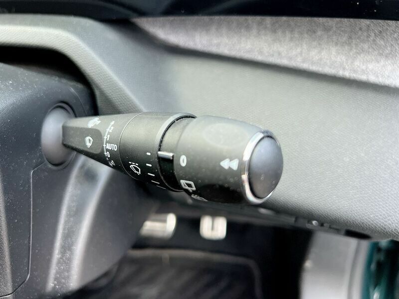 Peugeot 308 1.2 Puretech Active Premium Eat8 White #44