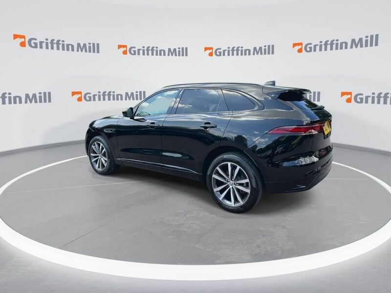 Jaguar F-Pace 2.0 D200 Mhev R-dynamic Se Black Suv Au Black #4