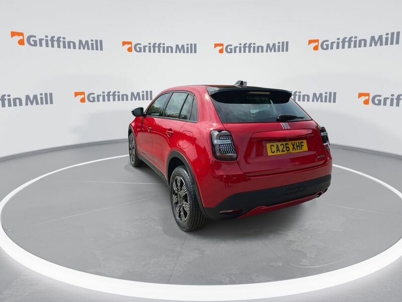Fiat 600 1.2 Mhev Icon Suv Hybrid E-dct Euro 6 Red #4