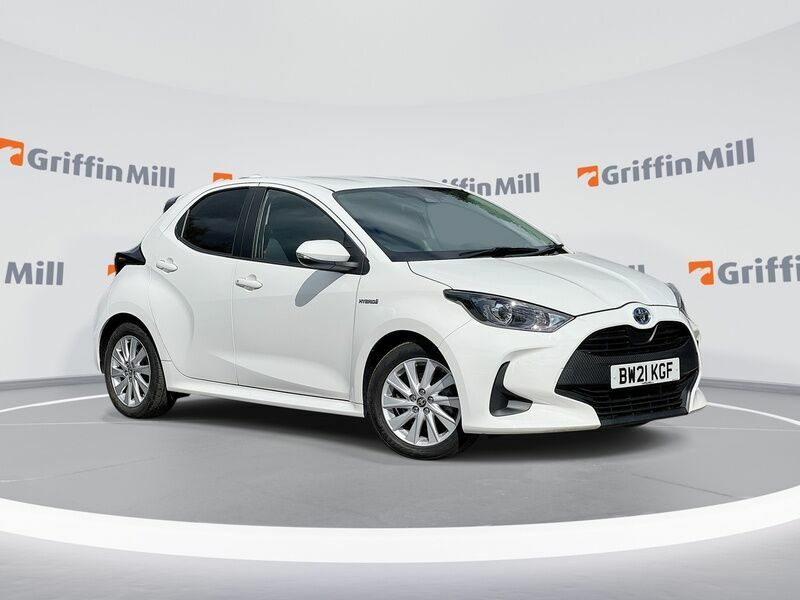 Toyota Yaris 1.5 Vvt-h Icon Hatchback Hybrid E-cvt E White