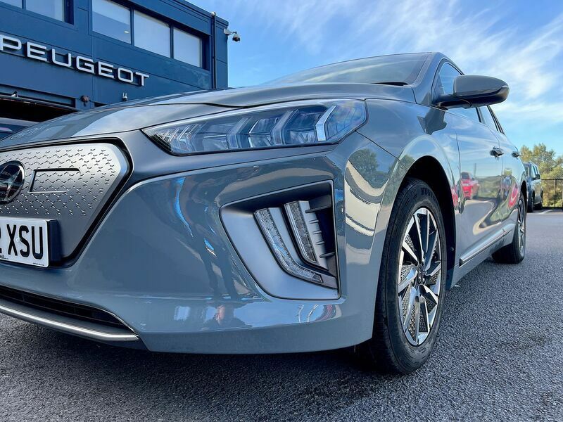 Hyundai Ioniq Se Connect Blue #27