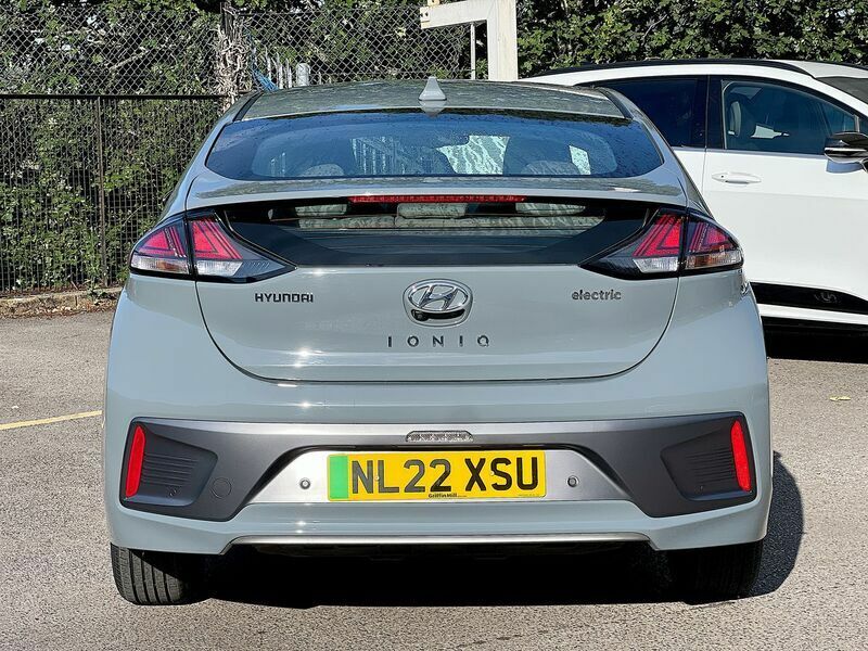 Hyundai Ioniq Se Connect Blue #14