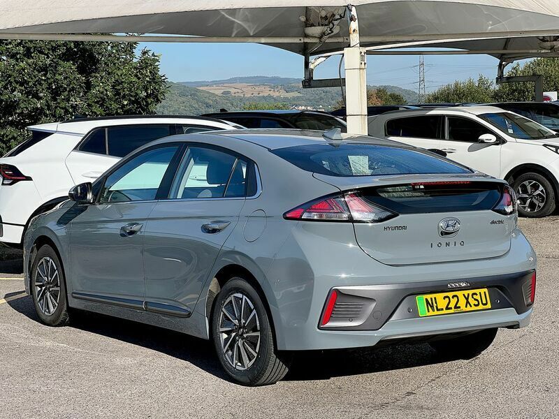 Hyundai Ioniq Se Connect Blue #13
