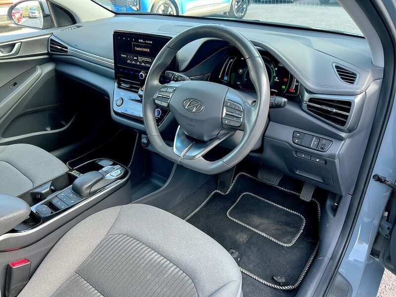 Hyundai Ioniq Se Connect Blue #33