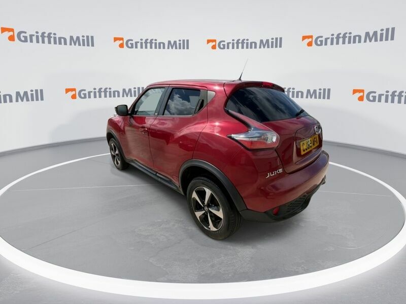 Nissan Juke 1.6 Bose Personal Edition Suv Eu Red #5