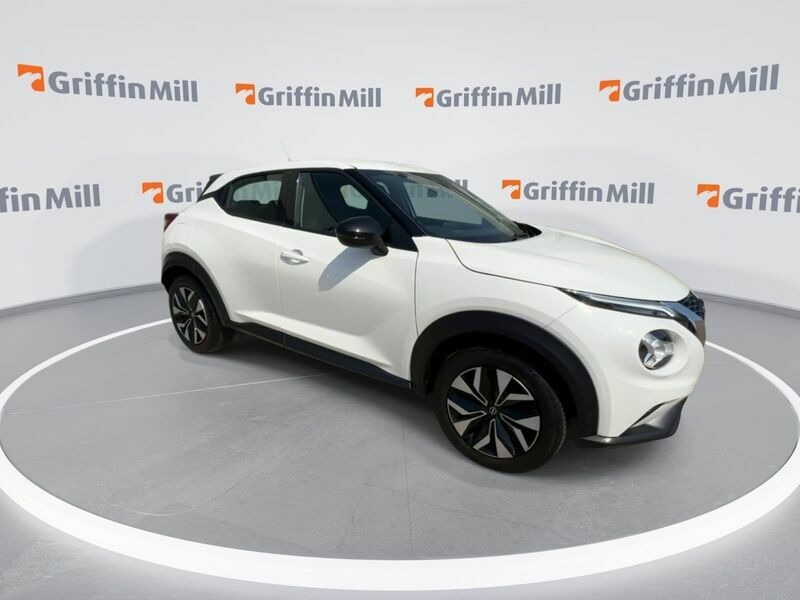 Nissan Juke 1.0 Dig-t Acenta Suv Euro 6 Ss White #2