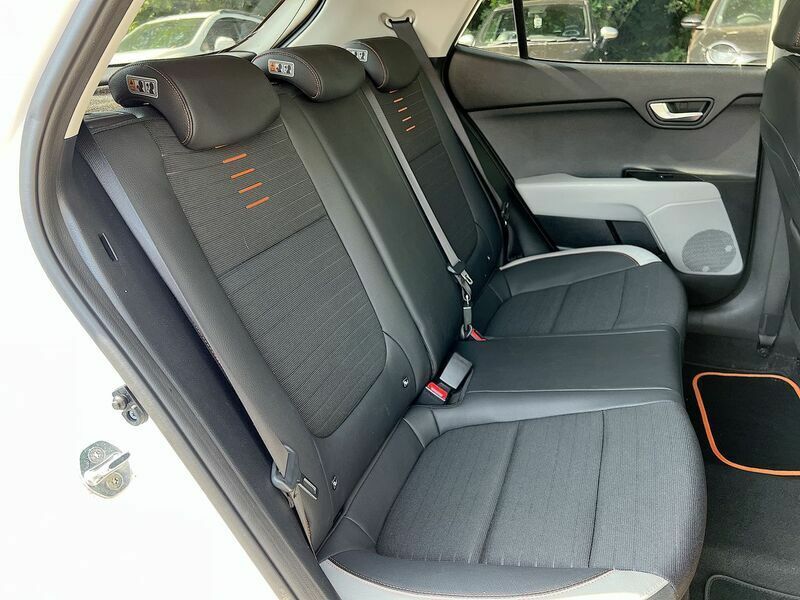 Kia Stonic 1.4 2 Suv Euro 6 Ss 98 Bhp Black #37