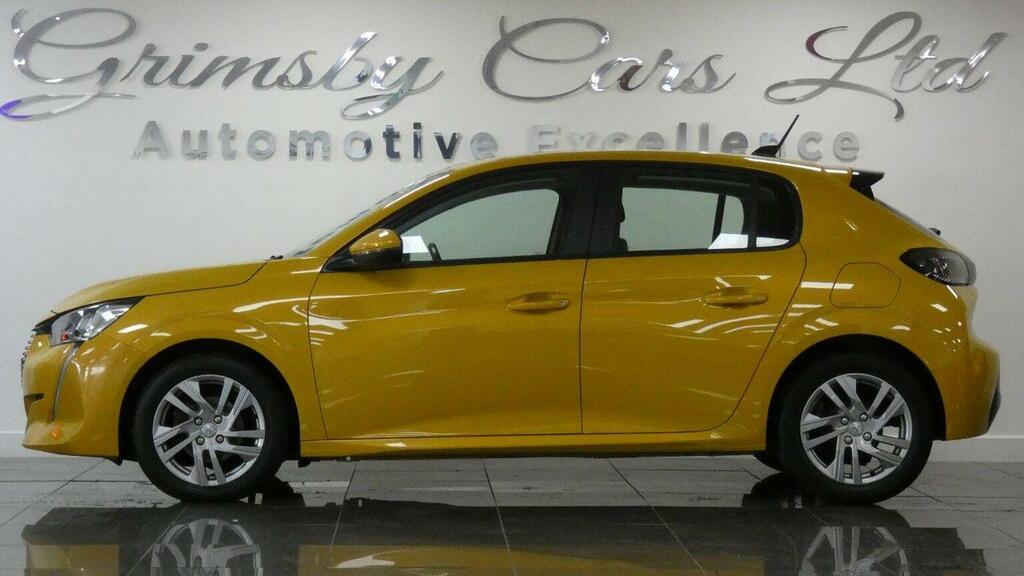 Peugeot 208 1.2 Puretech Active Euro 6 Ss Yellow #2