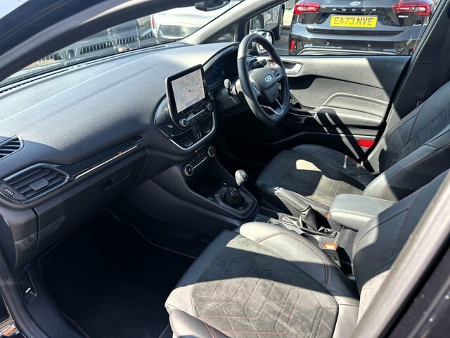 Ford Fiesta St-line Vignale 1.0 Ecoboost Mhev 155Ps White #27