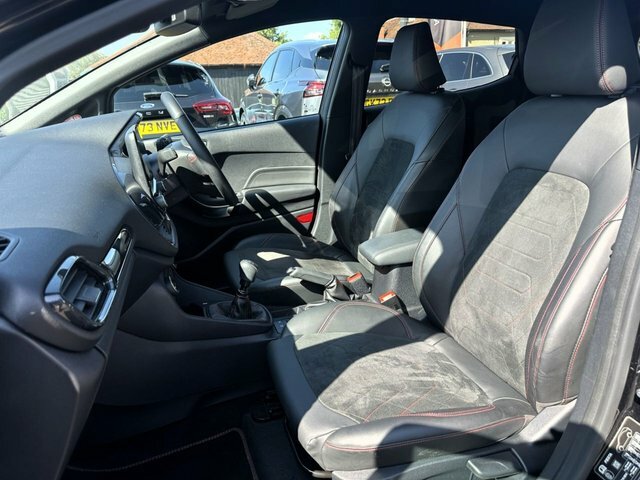 Ford Fiesta St-line Vignale 1.0 Ecoboost Mhev 155Ps White #28