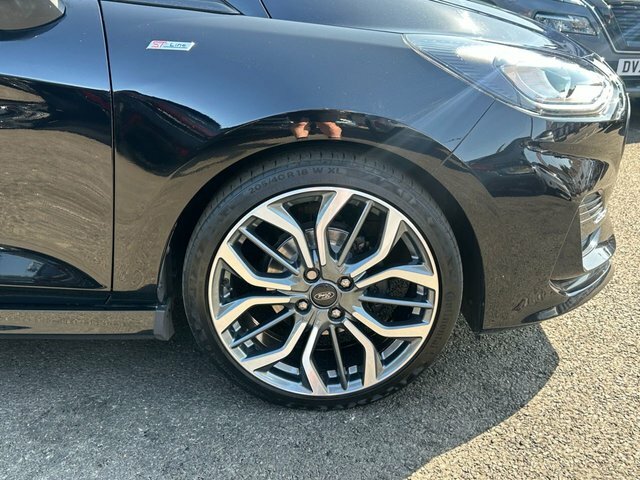 Ford Fiesta St-line Vignale 1.0 Ecoboost Mhev 155Ps White #9