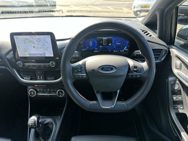 Ford Fiesta St-line Vignale 1.0 Ecoboost Mhev 155Ps White #16