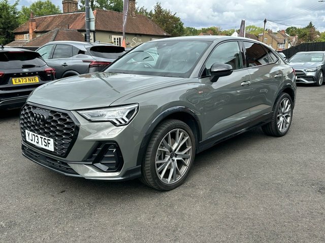 Audi Q3 2024 1.4 Tfsie 45 Vorsprung Sportback P Grey #3