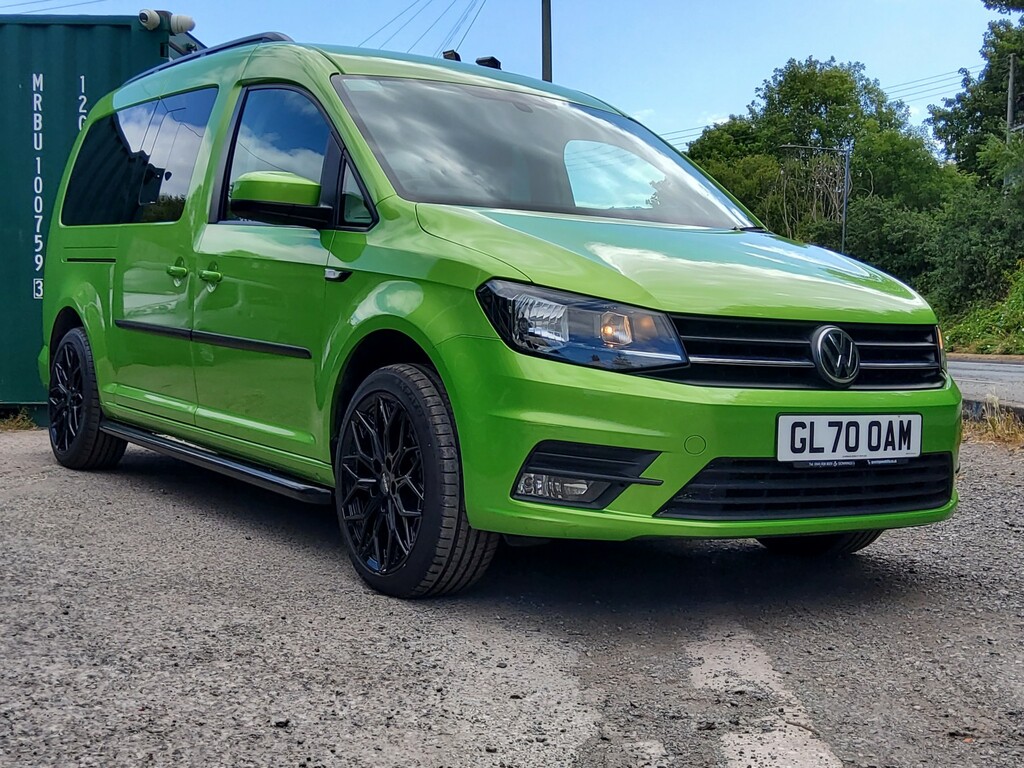 Volkswagen Caddy Maxi Life Mpv 2.0 Tdi 202070 Green
