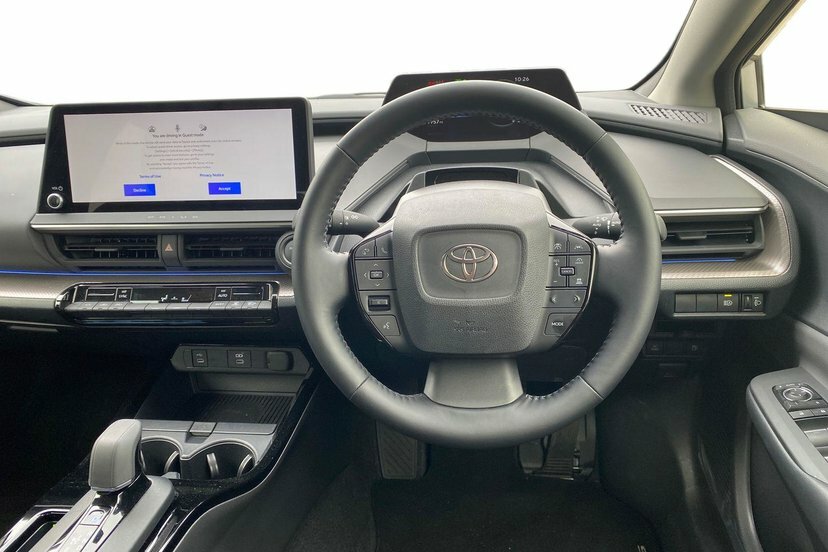 Toyota Prius 2.0 13.6Kwh Design Hatchback Plug-in Hy FJ75ZKX #6