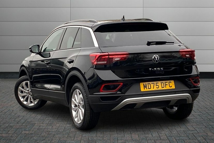 Volkswagen T-Roc 1.5 Tsi Match Suv Dsg 150 Ps MD75DFC Black #3