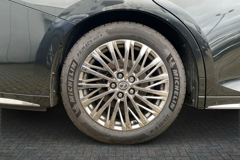Lexus LM 2.5 350H Takumi Mpv Hybrid E-cvt Awd 2 Black #5