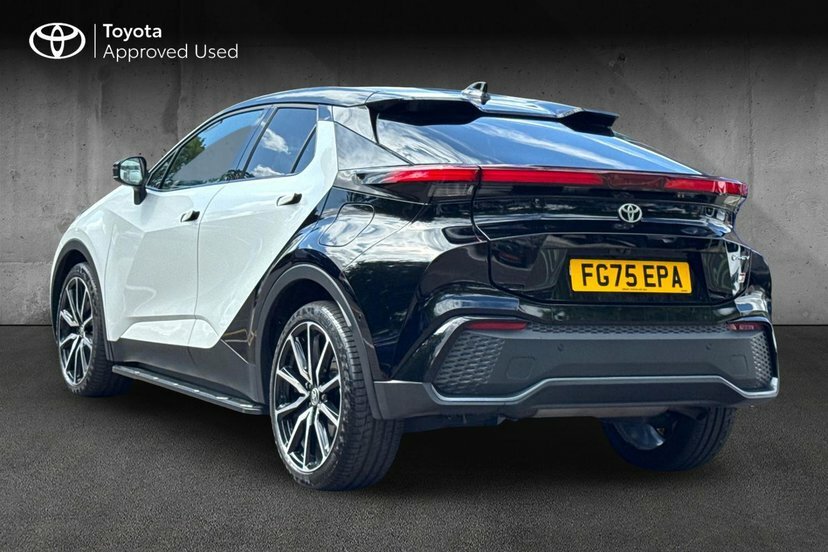 Toyota C-Hr 2.0 Vvt 13.6Kwh Gr Sport Suv Plug-in Hy FG75EPA White #4